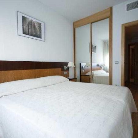 Suites Kris Aeropuerto Madrid Extérieur photo